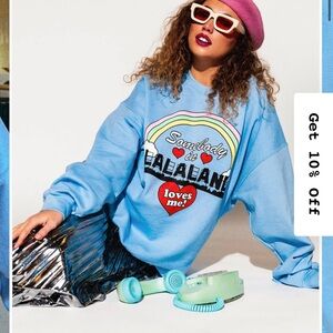 Somebody in Lalaland Loves Me Oversized Pullover